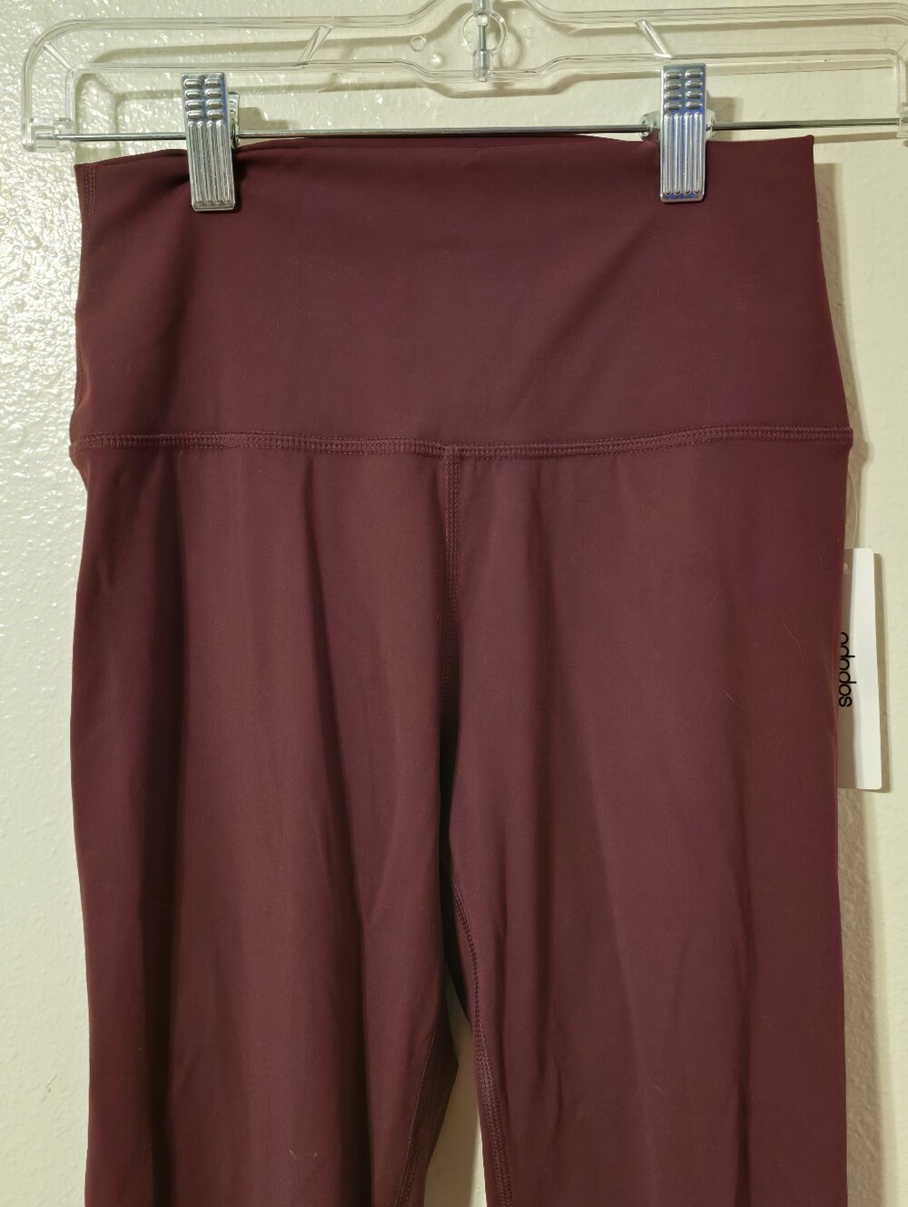 ODODOS High Waisted Leggings Burgundy Maroon Size Small NWT 28" Inseam